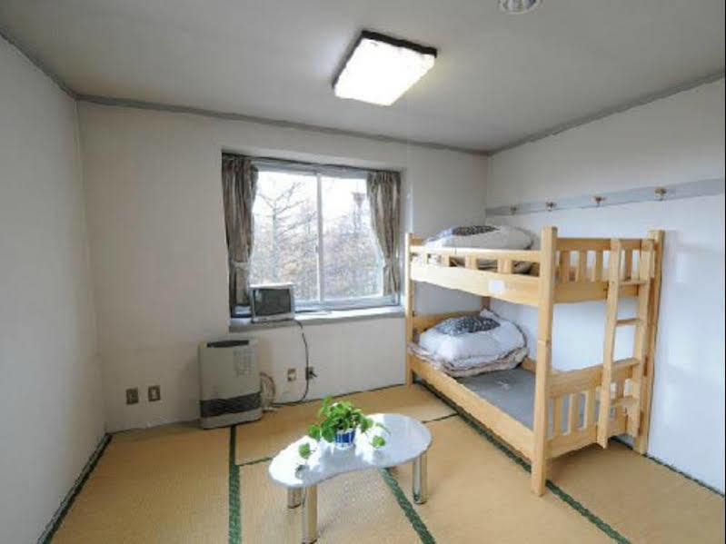 Kusatsu Kogen Youth Hostel Esterno foto